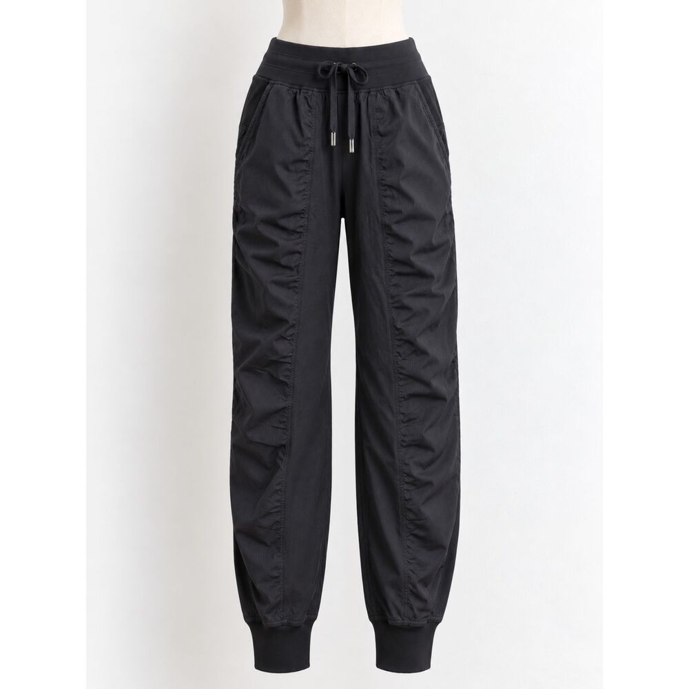 Lululemon Black Dance Jogger Pants Size 8 210